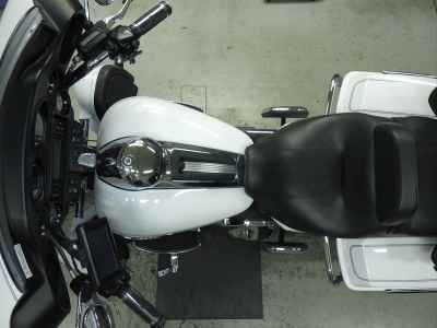 Harley-Davidson FLHTCU 1690 2012