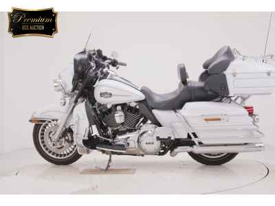 Harley-Davidson FLHTCU 1690 2012
