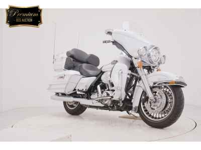 Harley-Davidson FLHTCU 1690 2012