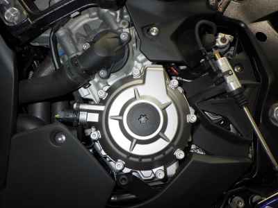 BMW M1000XR 2025