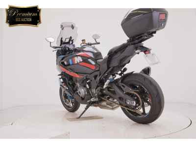 BMW M1000XR 2025