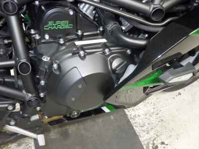 Kawasaki Ninja H2 SX 2023