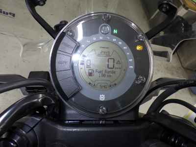 Husqvarna Svartpilen 250 2023
