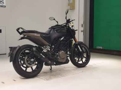 Husqvarna Svartpilen 250 2023
