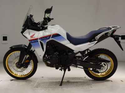 Honda Transalp 750 2025