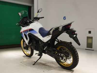 Honda Transalp 750 2025