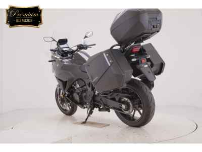 Honda NT1100 2024