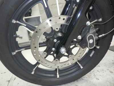 Harley-Davidson Sportster Iron XL883N 2019