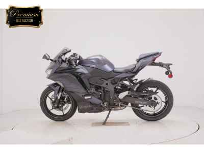 Kawasaki Ninja ZX-25R SE