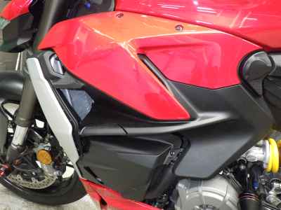 Ducati Streetfighter V2 2022