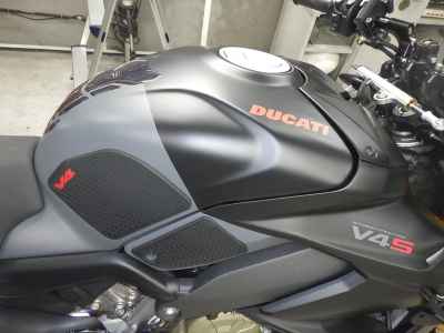 Ducati Streetfighter V4S 2024