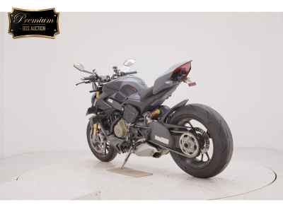 Ducati Streetfighter V4S 2024