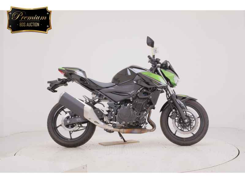 Kawasaki Z400 2022