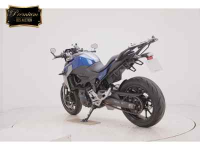 BMW F900R 2022