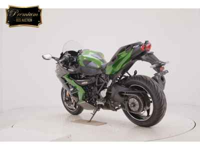 Kawasaki Ninja H2 SX 2022