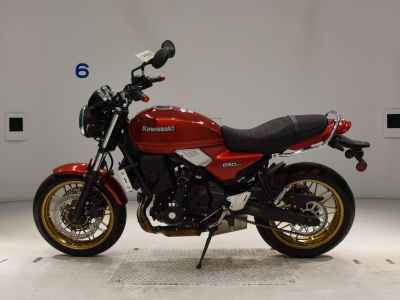 Kawasaki Z650RS 2024