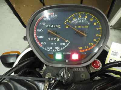 Suzuki GSX750S Katana
