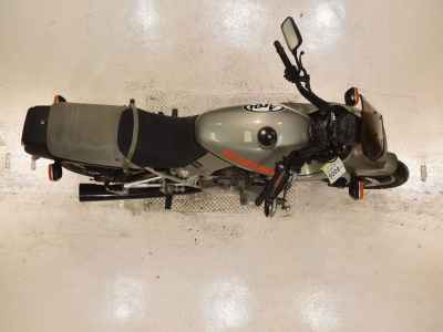 Suzuki GSX750S Katana