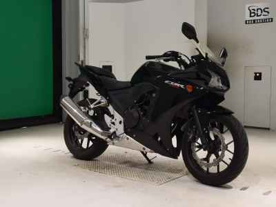 Honda CBR400R 2013