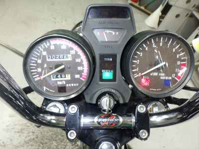 Suzuki GSX400F 2009