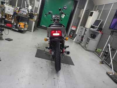 Suzuki GSX400F 2009