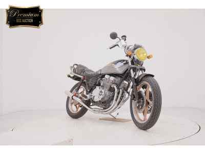Suzuki GSX400F 2009