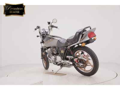 Suzuki GSX400F 2009