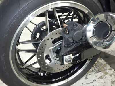 Kawasaki Z900RS 2023