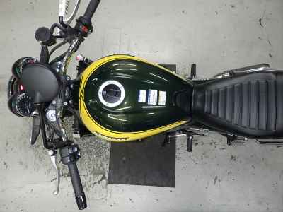 Kawasaki Z900RS 2023