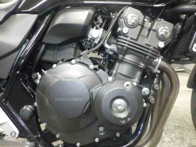 Honda CB400SF 2021
