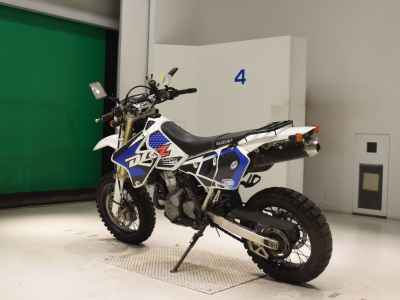 Suzuki DR-Z400SM 2011