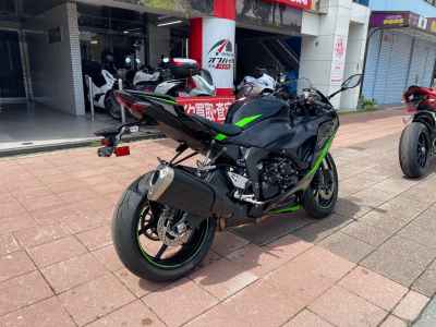 Kawasaki Ninja ZX-6R 2025