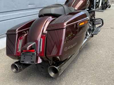 Harley-Davidson Street Glide FLHXSE1800 2024