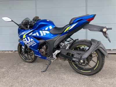 Suzuki Gixxer 250SF