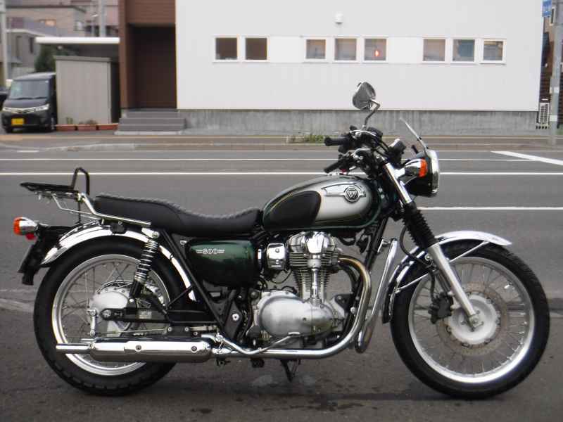 Kawasaki W800 2011