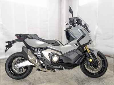Honda X-Adv 750 2025