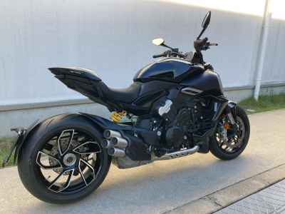 Ducati Diavel 2024