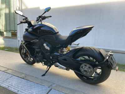 Ducati Diavel 2024