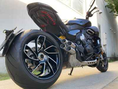 Ducati Diavel 2024