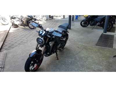 Honda CB250R 2019