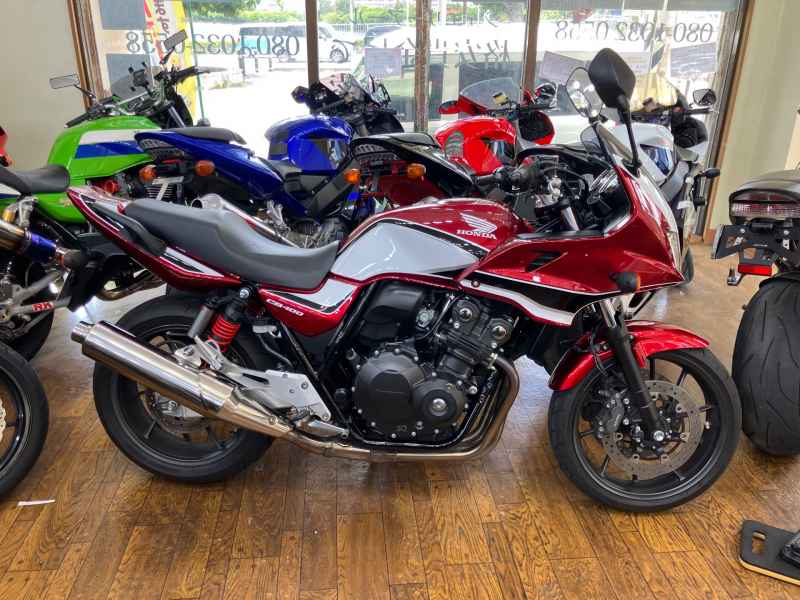 Honda CB400SFV 2022