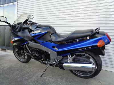 Kawasaki ZZR1100