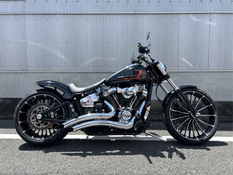 Harley-Davidson Breakout FXBR1750 2023
