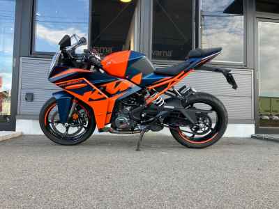 KTM RC 390 2023