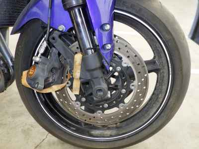 Yamaha YZF-R1