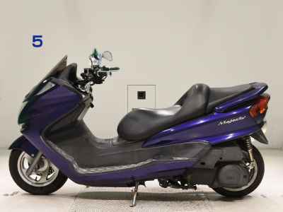 Yamaha Majesty 250