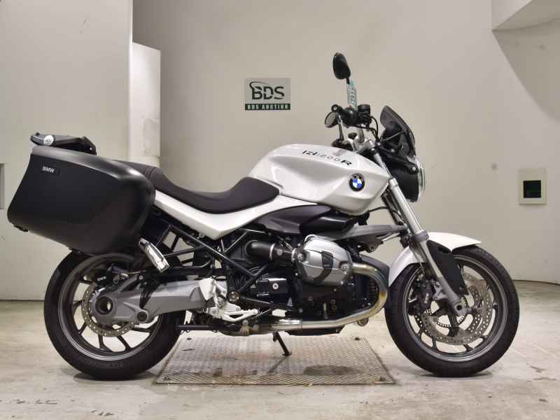 BMW R1200R 2011