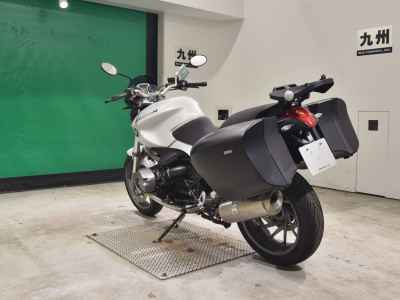 BMW R1200R 2011