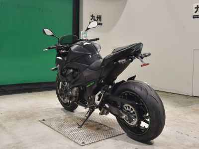 Kawasaki Z800 2014