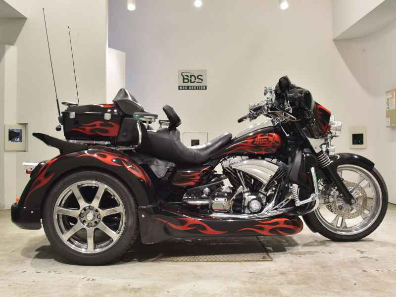 Harley-Davidson FLHTCU1580 Trike 2006